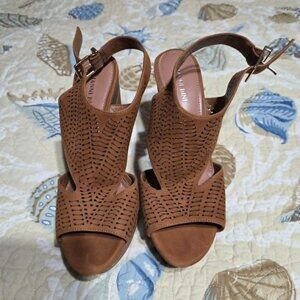 Gianni Bini Womens Sandals Size 8 W